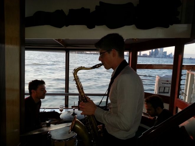 NYC: Evening Jazz Cruise on the Yacht Manhattan - Group Bookings