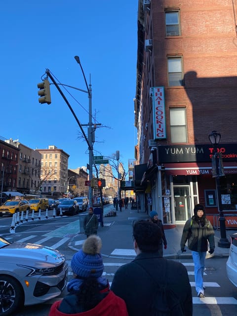 NYC: Full-Day Guided Tour of New York Citys Top Attractions - Transportation and Group Sizes