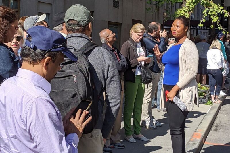 Nyc: Guided Bus and Walking Tour With Staten Island Ferry - Tour Experience