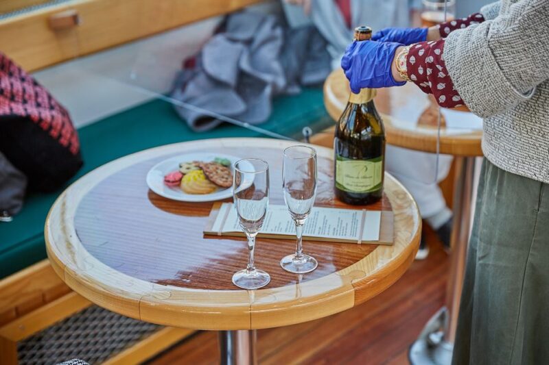 Nyc: Holiday Yacht Cruise With Jazz, Cocoa & Carols - Guidelines and Customer Feedback