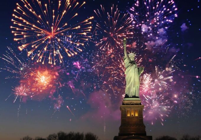 NYC: New Years Eve Buffet Dinner Fireworks Harbor Cruise - Embarkation and Departure