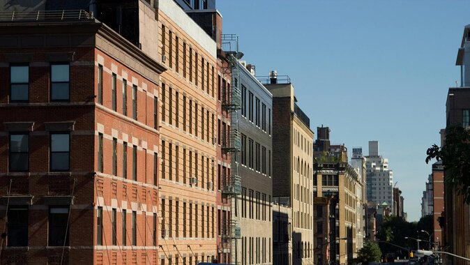 NYC Nightlife Tour With a Local: Private & Personalized - Key Points