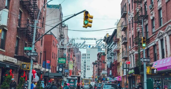 NYC: One-Way Transfer From EWR, LGA, JFK Airport & City Tour - Exploring New York City