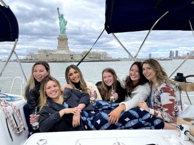 NYC: Private Sailing Tour to Statue of Liberty - Booking and Cancellation Policy