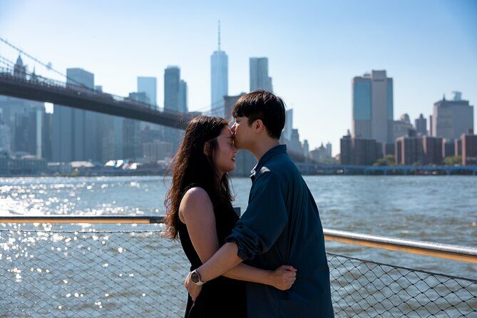 NYC: Professional photoshoot with iconic views - Key Points