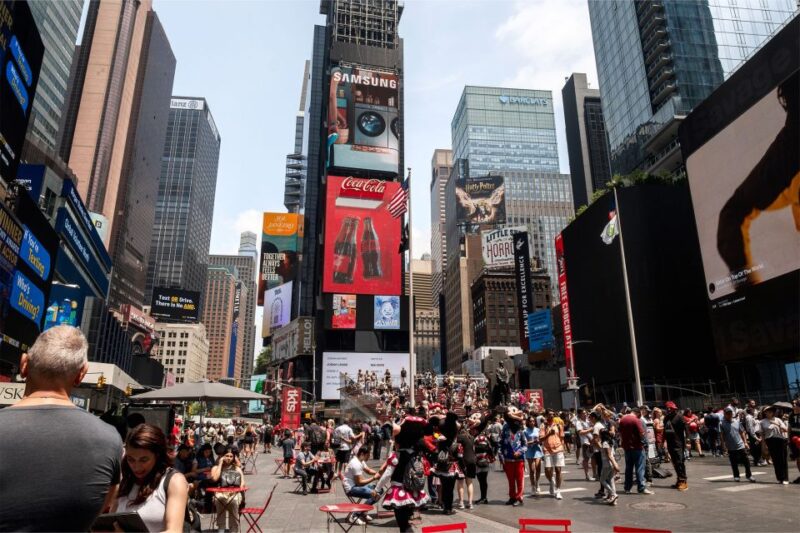 NYC: See Yourself on a Times Square Billboard for 24 Hours - Customer Feedback