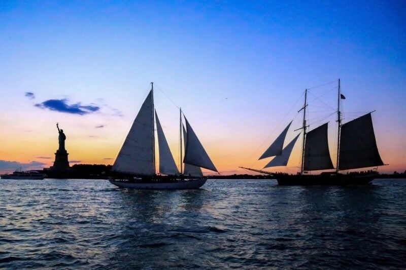 Nyc: Statue of Liberty Day Sail With Onboard Bar - Starting Locations