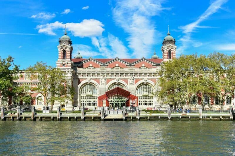 NYC: Statue of Liberty & Ellis Island Guided Tour with Ferry - FAQ
