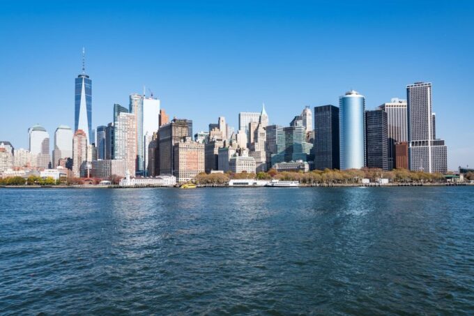 Nyc: Statue of Liberty & Ellis Island Guided Tour With Ferry - Statue of Liberty