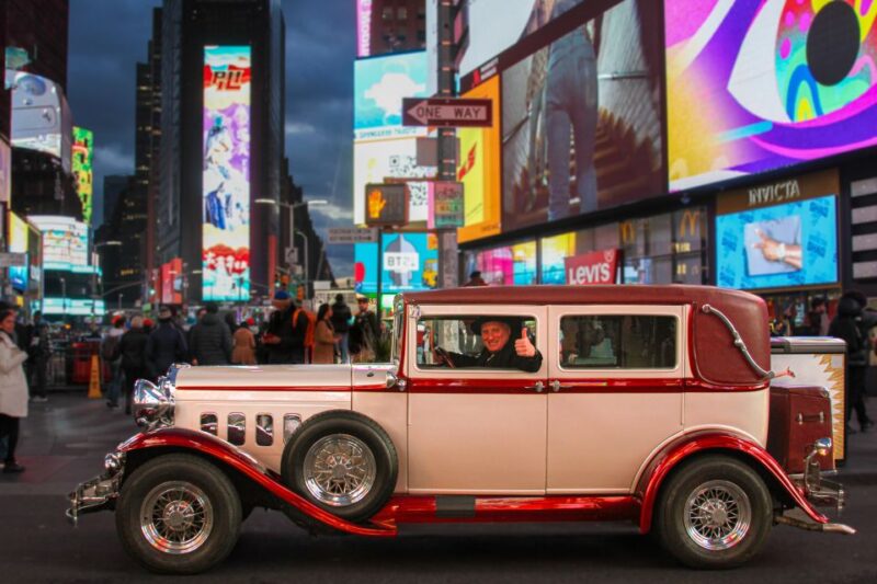 NYC: Vintage Car Midtown Manhattan Tour - Tour Highlights and Experience