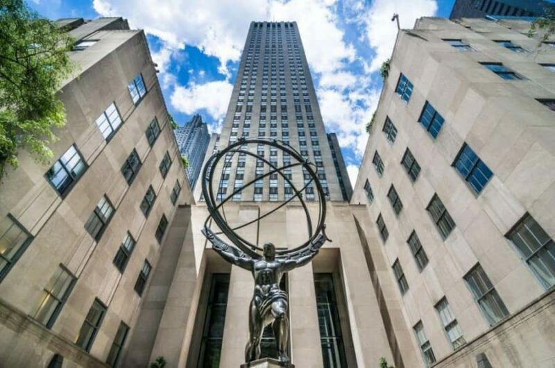 NYC: VIP Rockefeller Center Tour with Observation Deck Entry - The VIP lounge and extras