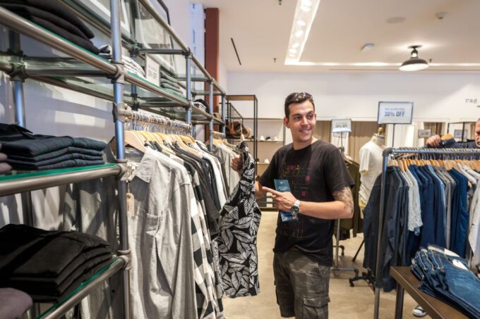 NYC: Woodbury Commons Outlet Mall Shopping Tour - Customer Feedback