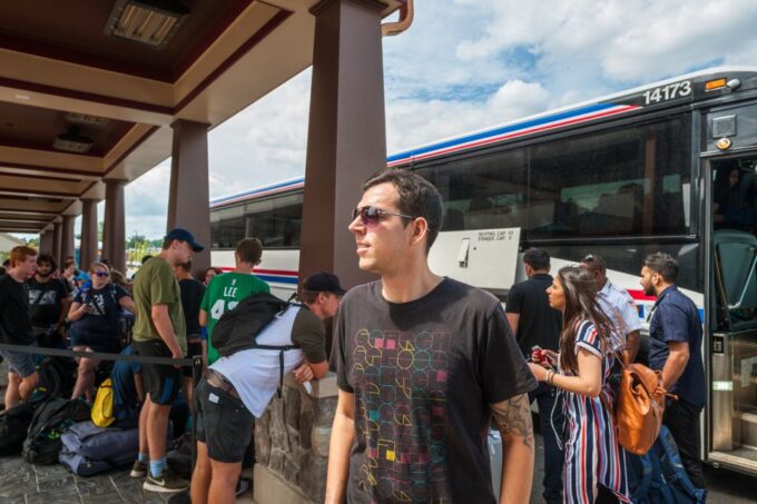 NYC: Woodbury Commons Outlet Mall Shopping Tour - Tour Policies