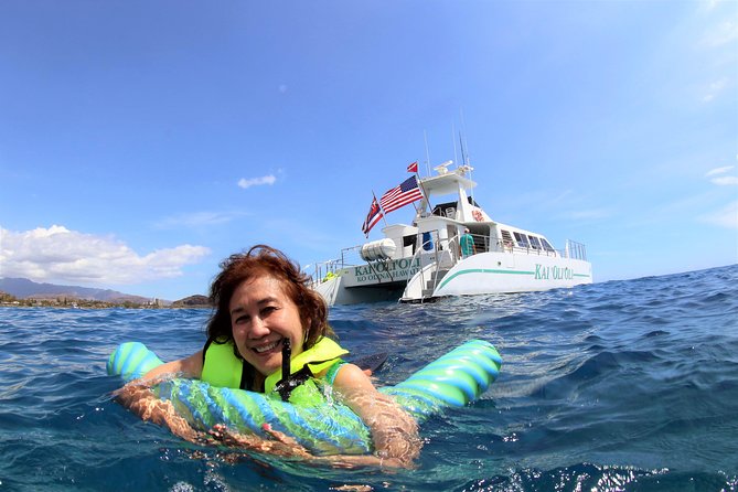 Oahu Catamaran Cruise: Wildlife, Snorkeling and a Hawaiian Meal - Tour Overview