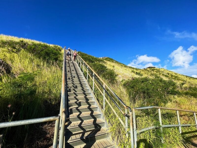 Oahu: Diamond Head Crater Trailhead Transfer & Entry Fee - Duration and Difficulty of the Hike