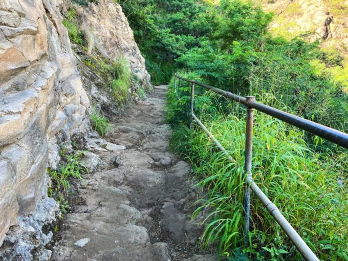 Oahu: Diamond Head Crater Trailhead Transfer & Entry Fee - Frequently Asked Questions