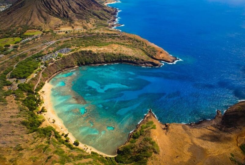 Oahu East Coast to Mountain Tour - Halona Blowhole Witness