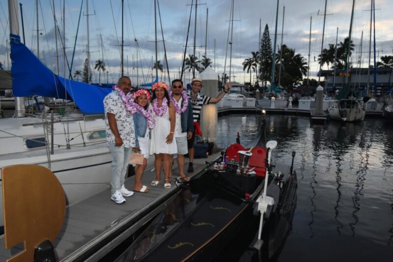 Oahu: Fireworks Cruise - Ultimate Luxury Gondola With Drinks - Included Amenities