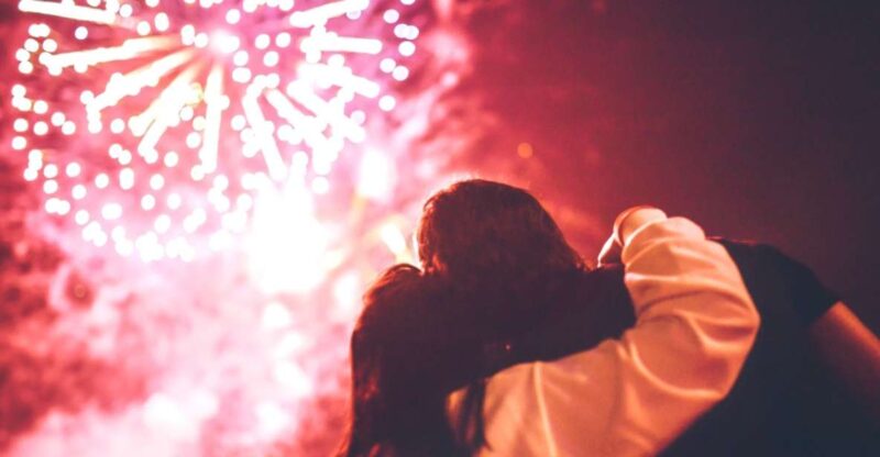 Oahu: Independence Day Sunset Cruise - Shuttle Service and Pickup Times