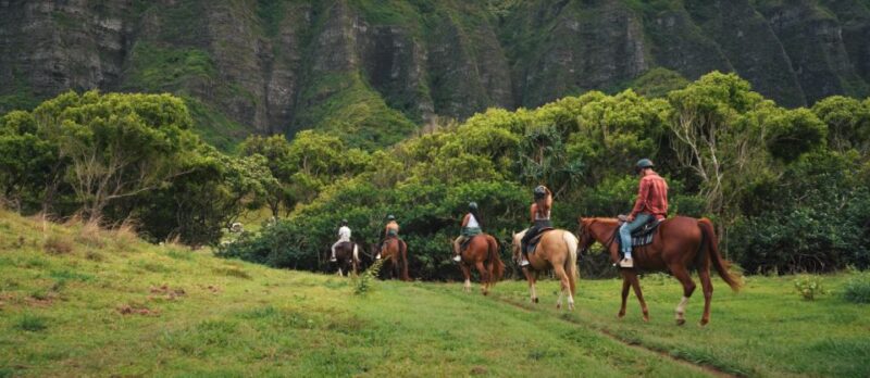 Oahu: Kualoa Hills and Valleys Horseback Riding Tour - Experience Highlights