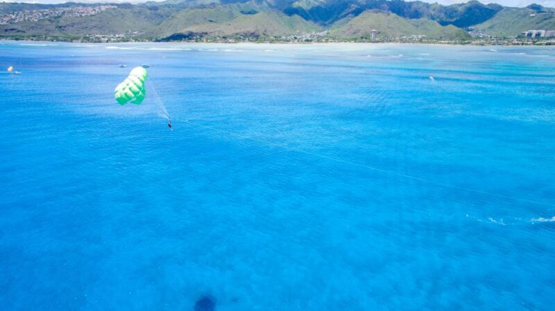 Oahu: Parasail on Maunalua Bay With Diamond Head Views - Safety and Instructors