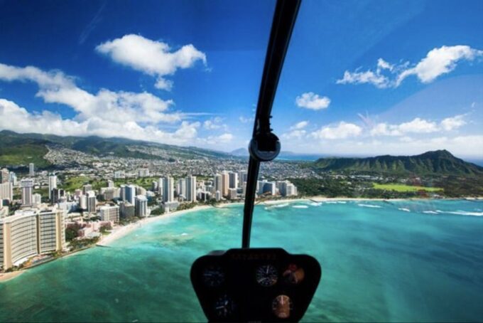 Oahu: Path to Pali 30-Minute Doors On or Off Helicopter Tour - Waikiki and Diamond Head