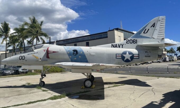 Oahu: Pearl Harbor Aviation Museum Entry Ticket - Discovering Pearl Harbors Aviation History