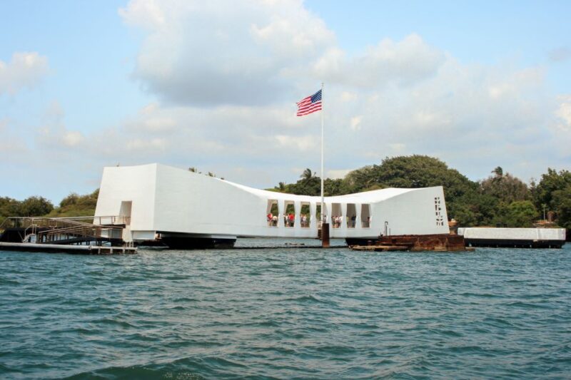 Oahu: Pearl Harbor, USS Arizona, and City Highlights Tour - Itinerary Highlights