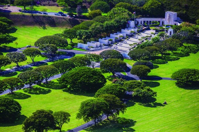 Oahu: Pearl Harbor, USS Arizona, and City Highlights Tour - Punchbowl National Cemetery