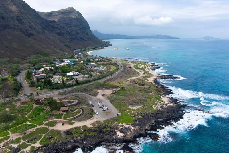 Oahu: Private Circle Island Tour Featuring Manoa Falls Hike - Tour Guide and Experience