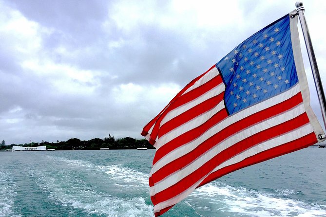 Oahu Private First, Last and Transfer Day Tours With Luggage - Live Onboard Commentary