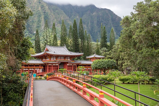 Oahu Private Honeymooners and Lovers Tour - Booking and Transportation