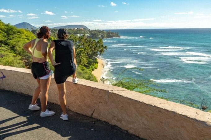 Oahu: Secret Beach Circle Island Adventure - Nuuanu Pali Lookout and North Shore