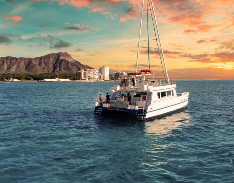 Oahu: Sunset Sail Cruise in Waikiki - Pricing and Value