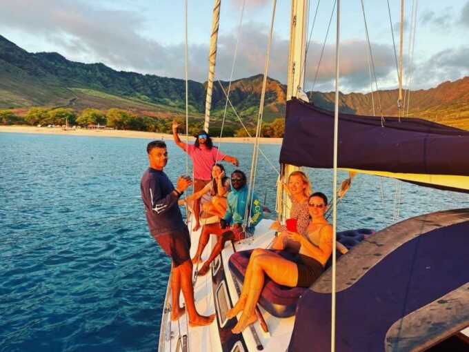 Oahu: Sunset Sailing in Small Intimate Groups - Marine Life and Culture