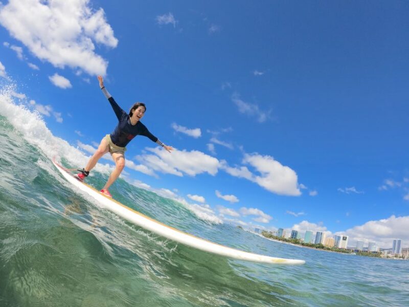 Oahu: Surfing Lessons for 2 People - Equipment and Amenities