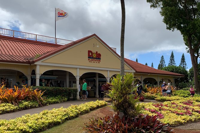 Oahu Tour - Pearl Harbor, Dole Pineapple & Oahu Tour - Historical Sites Explored