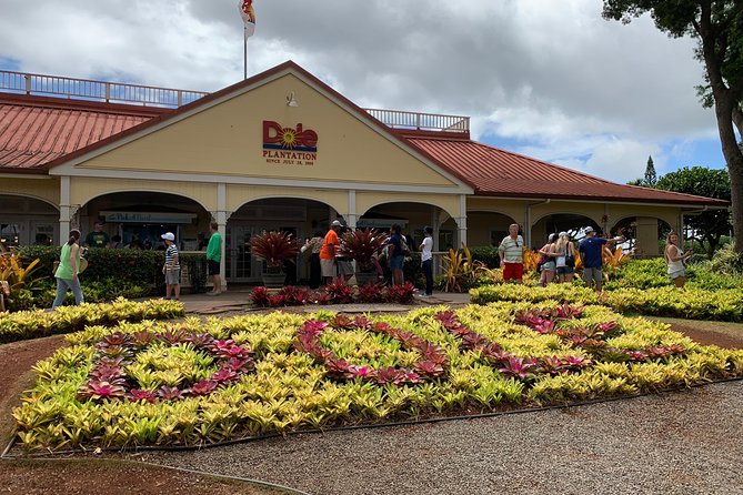 Oahu Tour - Pearl Harbor, Dole Pineapple & Oahu Tour - Transportation and Inclusions