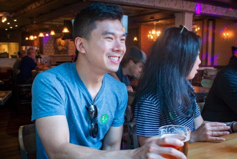 Oahu: Waikiki History Tour Pub Crawl - Customer Reviews and Feedback