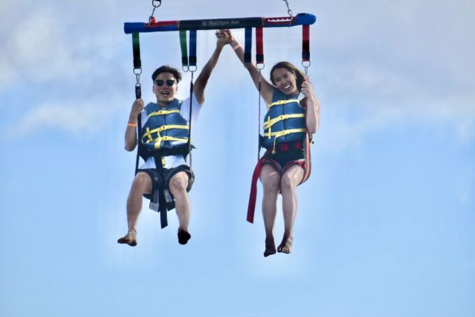 Oahu: Waikiki Parasailing - Parachute Weight Limits
