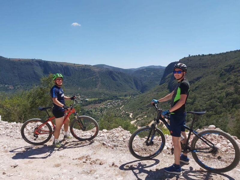 Oaxaca: Cascadas De Apoala 1 Day Bike and Hike Tour - Pickup and Transport