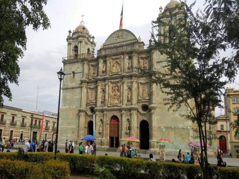 Oaxaca : City Tour - Temple of St. Domingo De Guzmán