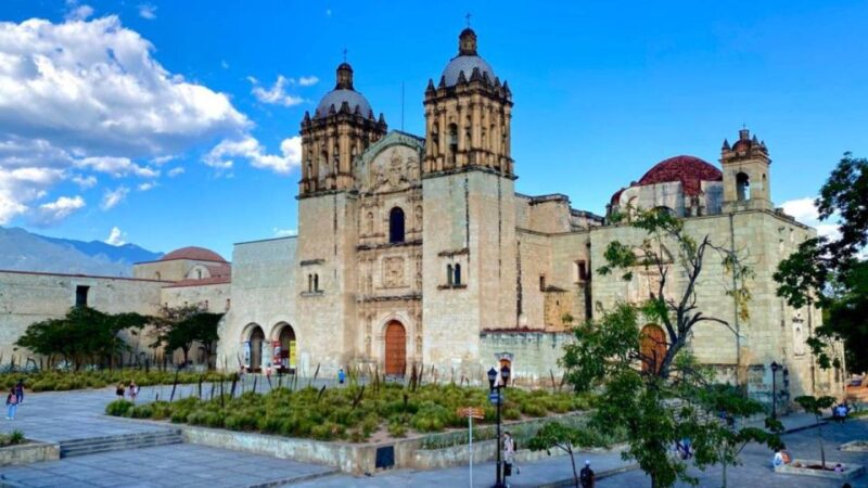 Oaxaca: Downtown & Santo Domingo Temple Walking Tour - Key Points