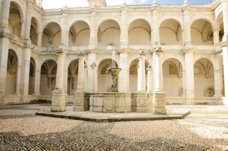 Oaxaca: Guided City Walking Tour - Itinerary Highlights