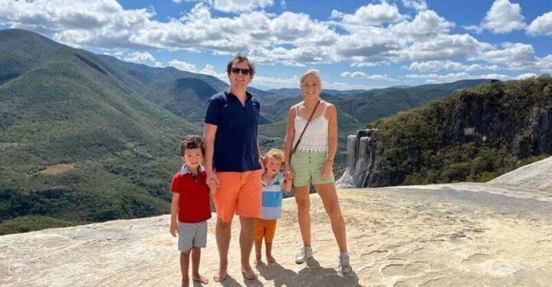 Oaxaca: Hierve El Agua, Mezcal Distillery, and Lunch Tour - Itinerary Highlights