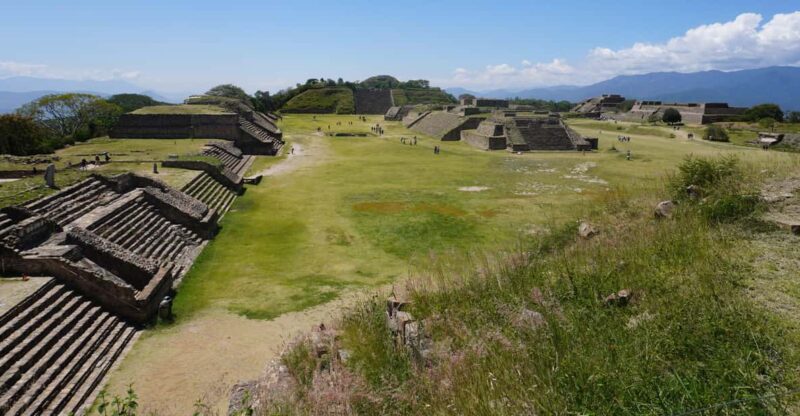 Oaxaca: Oaxacan Roots (Monte Alban) - Key Points