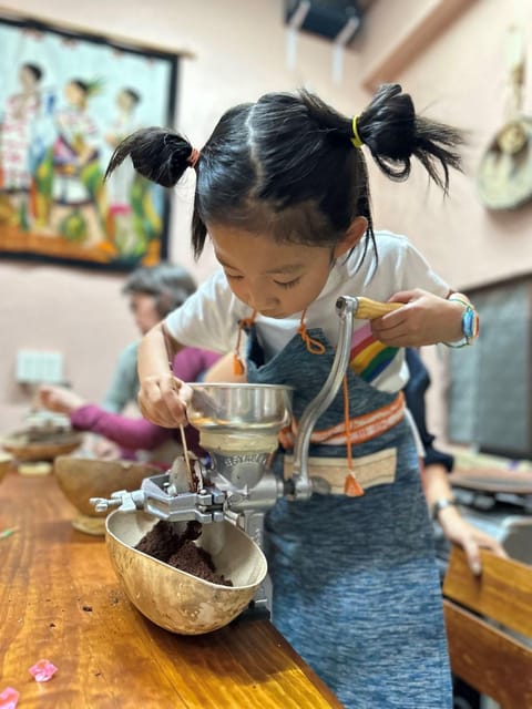 Oaxaca: the Cocoa Experience, From the Grain to Your Cup - Roasting the Cocoa Beans