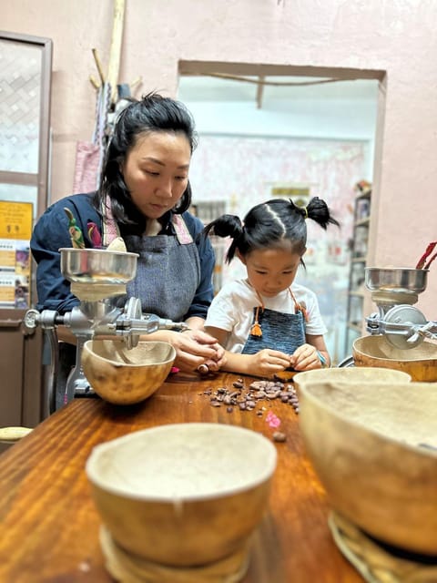 Oaxaca: the Cocoa Experience, From the Grain to Your Cup - Customizing the Chocolate