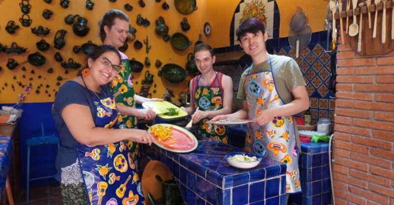 Oaxaca: Traditional Oaxacan Cooking Class With Market Visit - What to Bring