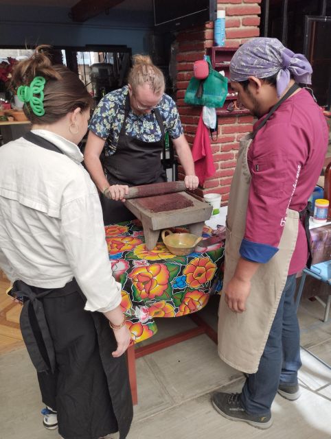 Oaxaca: Traditional Oaxacan Food Cooking Class - Participant Suitability and Reviews